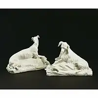 Pair of dogs, about 1749, height 13.4 centimetres (5.3 in), V&A Museum
