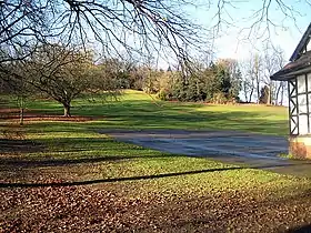 Lowe Hill, Clarence Park - geograph.org.uk - 1076579