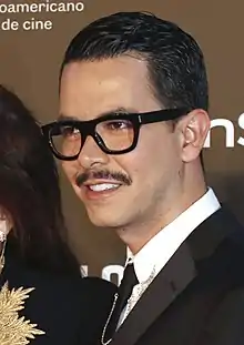 Manolo Caro on a red carpet in 2017