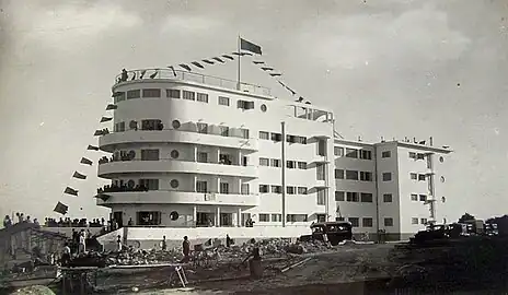 Streamline Moderne - Bellona Hotel, Eforie, by George Matei Cantacuzino, 1934–1940