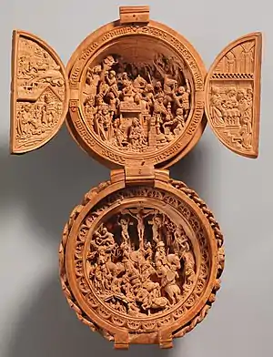 "Prayer Bead with the Adoration of the Magi and the Crucifixion", c. 1500–10, Metropolitan Museum of Art